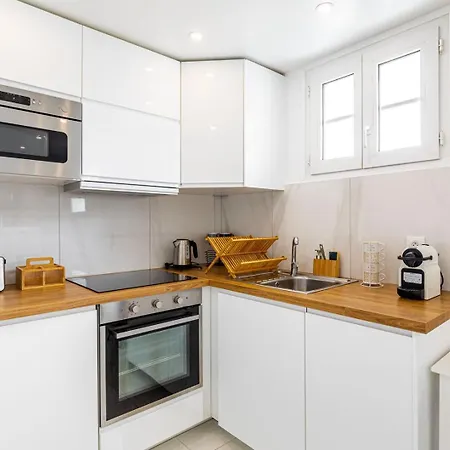Apartment Melanie - A Peaceful Stay In Paris La Defense - Salon De Jardin Prive - Terrasse & Wifi Nanterre